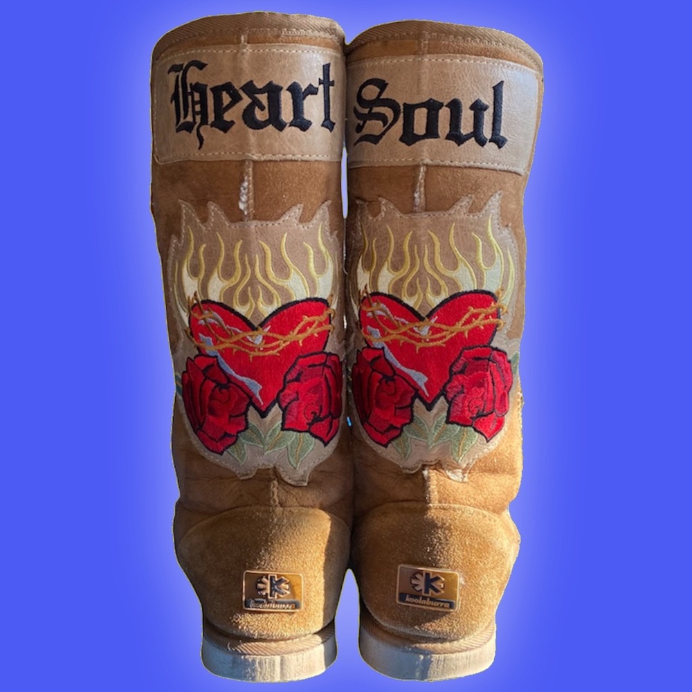 Koolaburra Heart & Soul Boots Size 7.5